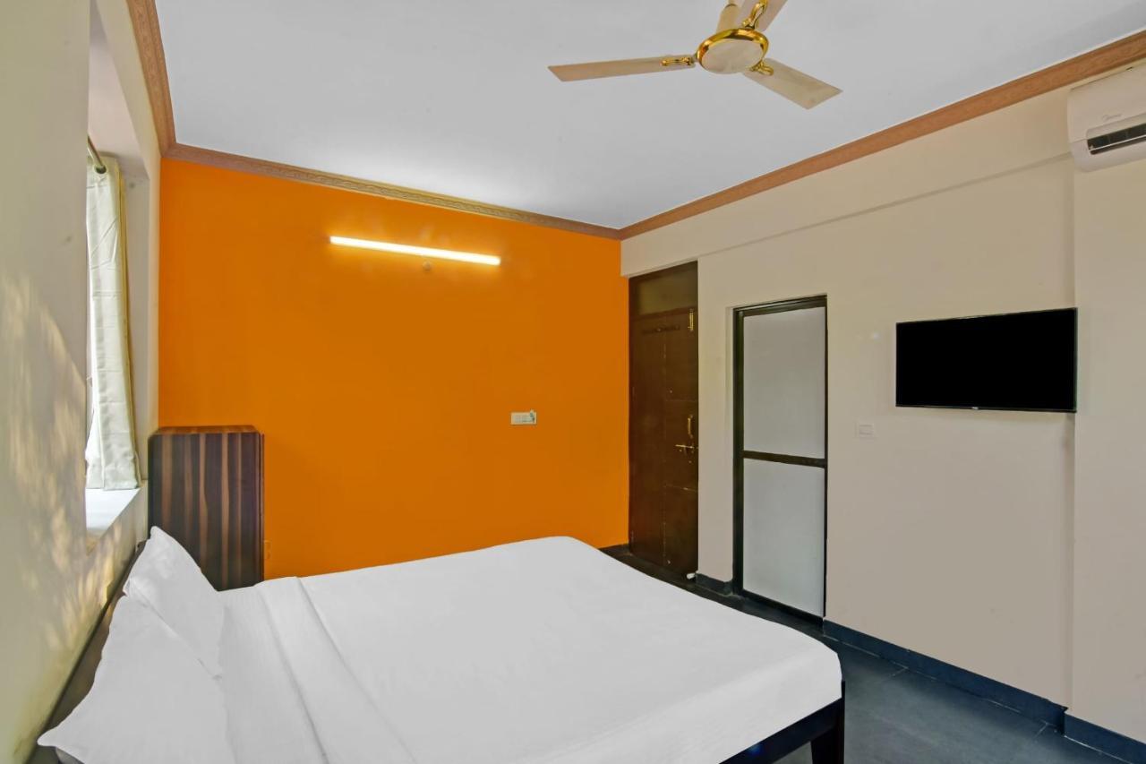 Capital O 85357 Hotel Sai Datta كالانغيُت المظهر الخارجي الصورة